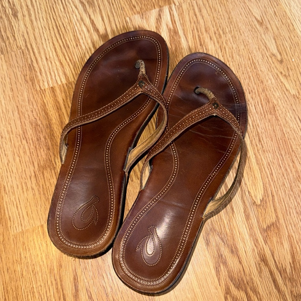 Olukai flip flops
